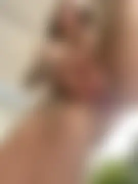 SweetieSinXXX's Live Sex Cam Show