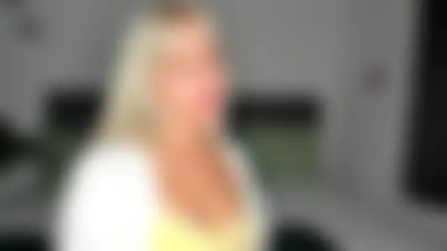 Ad_Astrid's Webcam Show