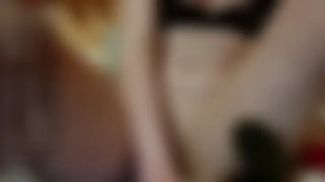 sweetliesje's Live Sex Cam Show