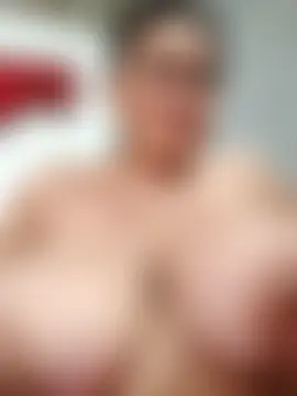 Horny-Mommy-Dirty's Live Sex Cam Show