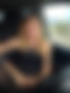 SheIsSomething's Webcam Show