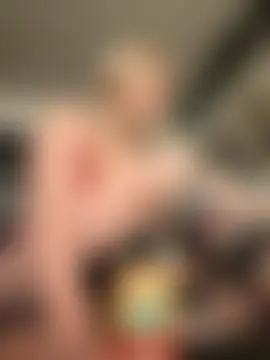 seeunexttuesday's Live Sex Cam Show