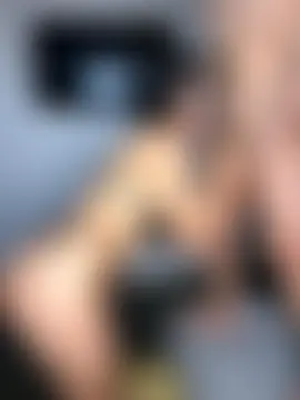 fullpasionkv220's Webcam Show