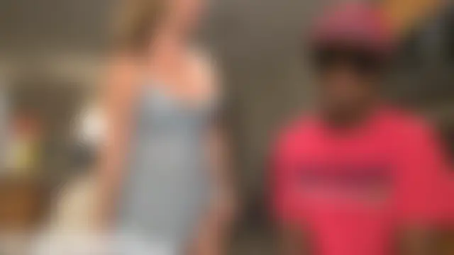 boomboomr00m's Webcam Show