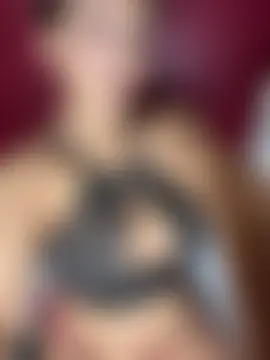 LittleMissEeve's Live Sex Cam Show