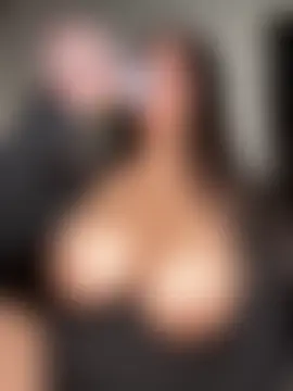 BustiBunny69's Webcam Show