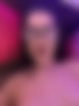 claraseloura's Live Sex Cam Show