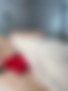 CurlyLara's Live Sex Cam Show