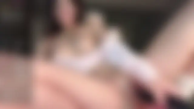 Ella_lee15's Webcam Show