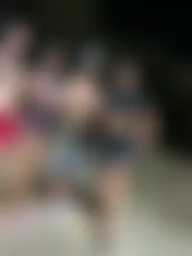 royalgirls_x's Live Sex Cam Show