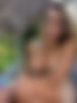 Bella-Grace's Live Sex Cam Show