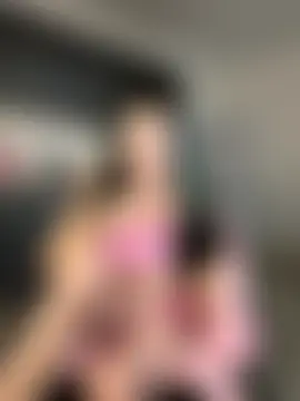 MiniSophiaa's Webcam Show