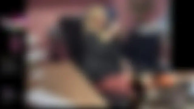 legsLONG's Live Sex Cam Show