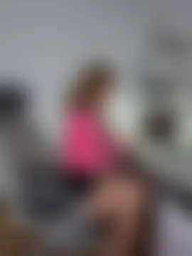 Lovebackground's Webcam Show