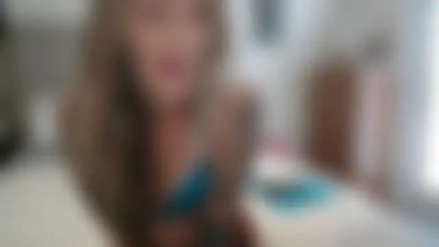 Heyitsmee33's Webcam Show