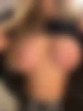 skyemorgan01's Live Sex Cam Show