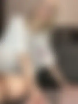 alicefrail's Live Sex Cam Show