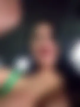 CataleyaRusso's Webcam Show