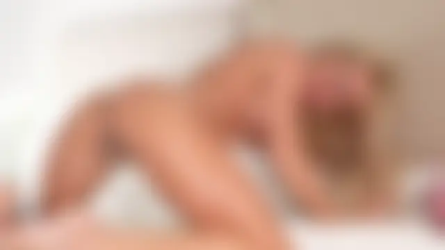 FitMilfBecca's Live Sex Cam Show