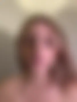 LoraaDoll's Live Sex Cam Show