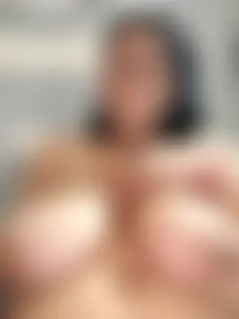 Horny-Mommy-Dirty's Live Sex Cam Show