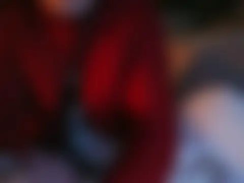 VeneRed's Live Sex Cam Show