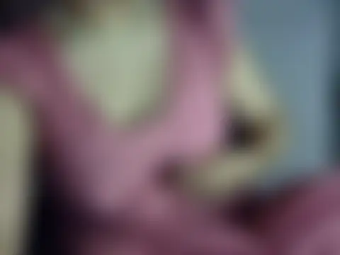 KHWAHIS-: διαδικτυακό σόου στην κάμερα