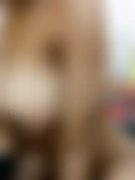 Quun_rosi's Webcam Show