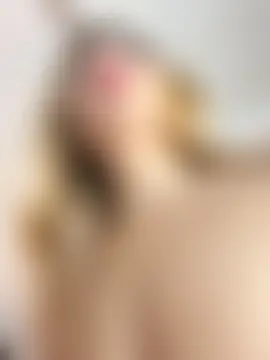 AngelBlushXXX's Webcam Show