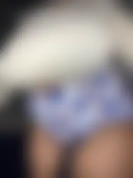 Bustygoddess32's Webcam Show