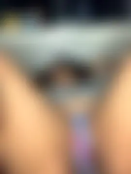 KittyLoroi's Webcam Show