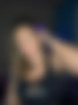 bossyroxy84's Live Sex Cam Show