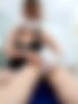 zizi_public's Webcam Show