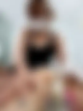 zizi_public's Webcam Show