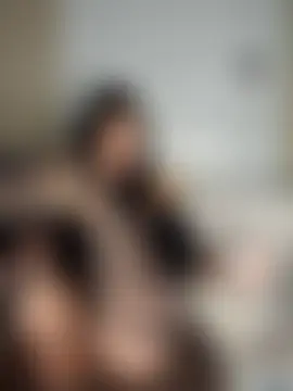 HOTWIFEVenessa69's Live Sex Cam Show