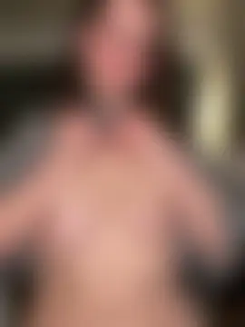 nerdynina's Webcam Show