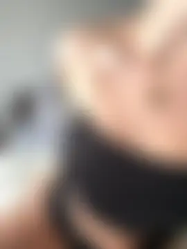 tina1your1's Webcam Show