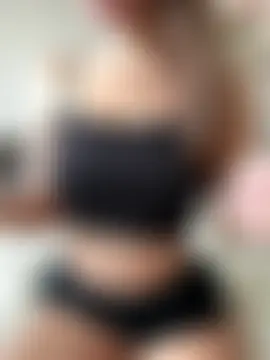 tina1your1's Live Sex Cam Show