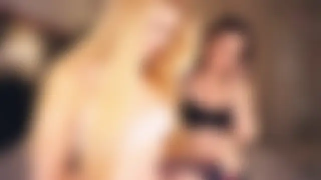 EllenReeves' Live Sex Cam Show