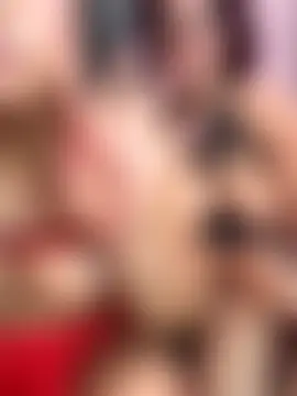 Suyin_squirt22's Webcam Show