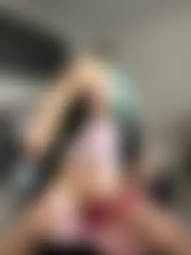 MiniSophiaa's Webcam Show