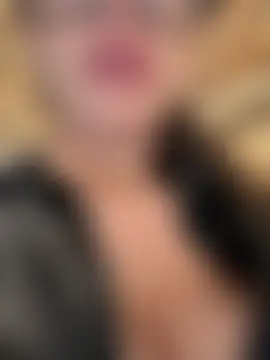 ladywithbigass' Webcam Show