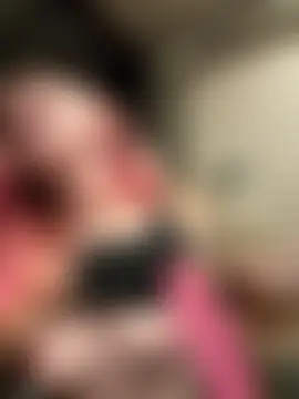 needlefaceUwU's Webcam Show