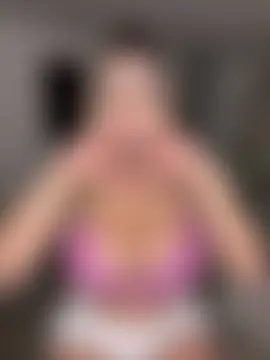 MiaWhitePink_'s Webcam Show