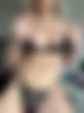 JolieBee's Live Sex Cam Show