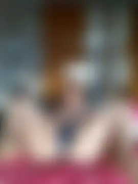 EmmaPeach97's Live Sex Cam Show