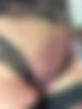 SugarTroubl33's Live Sex Cam Show