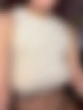 giu1110's Live Sex Cam Show