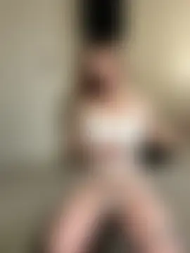 CreamedKitten's Webcam Show