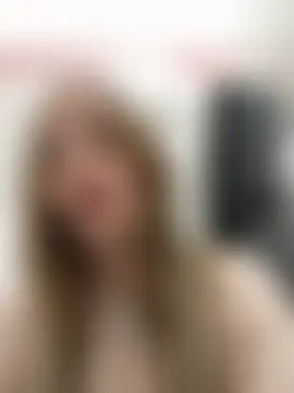 LoraaDoll's Live Sex Cam Show